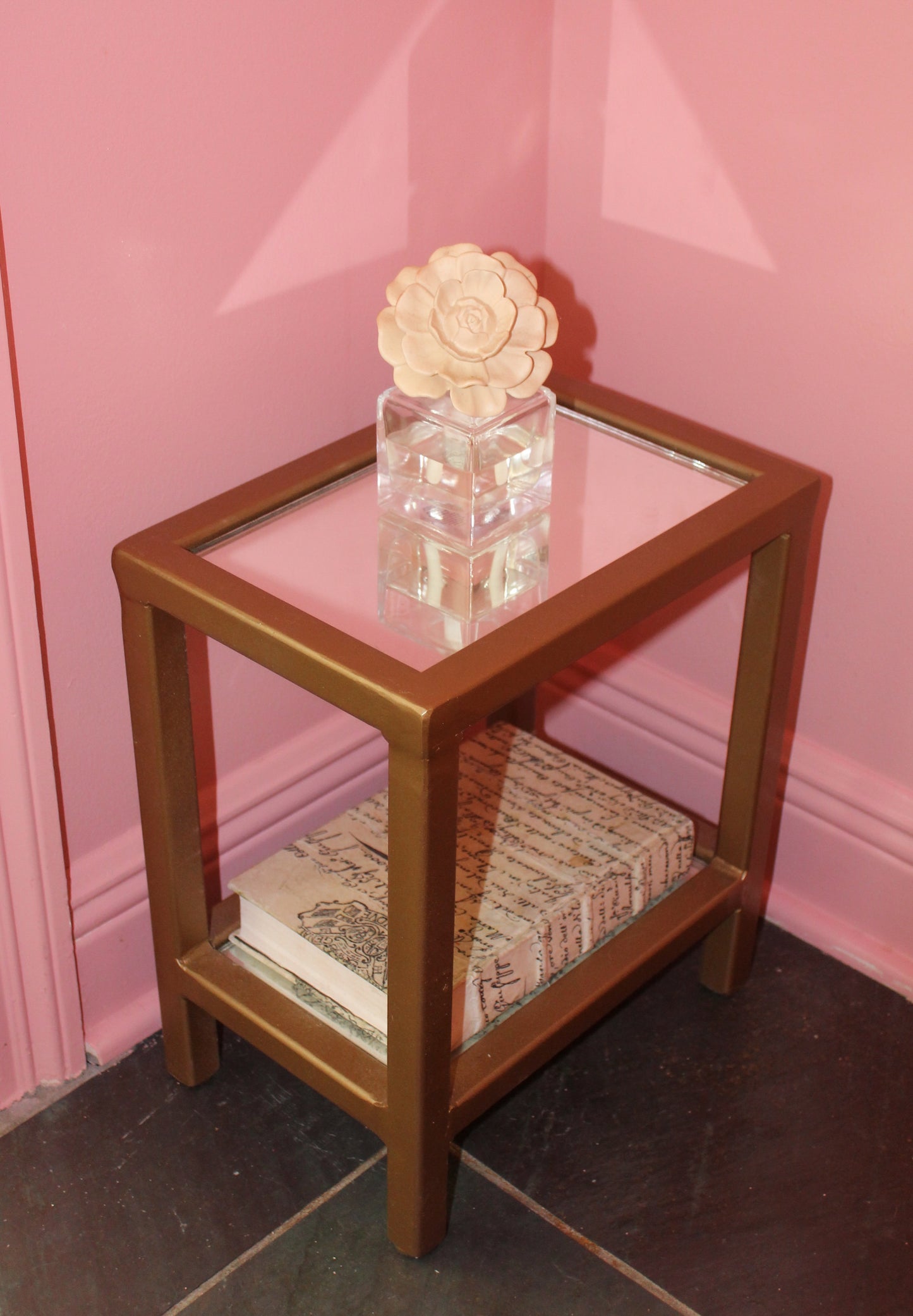 Elise Table