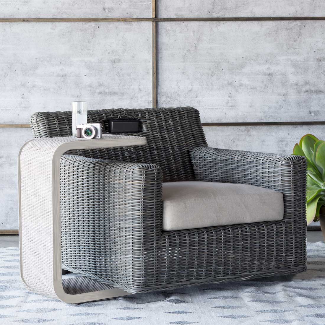 rustic speaker swivel lounge
